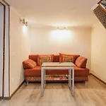 Appartamento Lanzheronovskaya Street