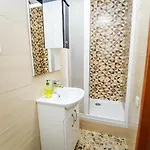 Lanzheronovskaya Street Apartman *