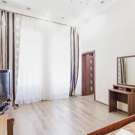 Lanzheronovskaya Street