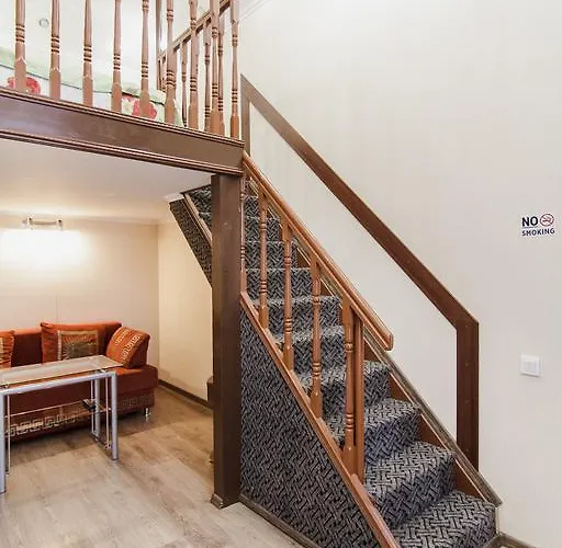 Lanzheronovskaya Street